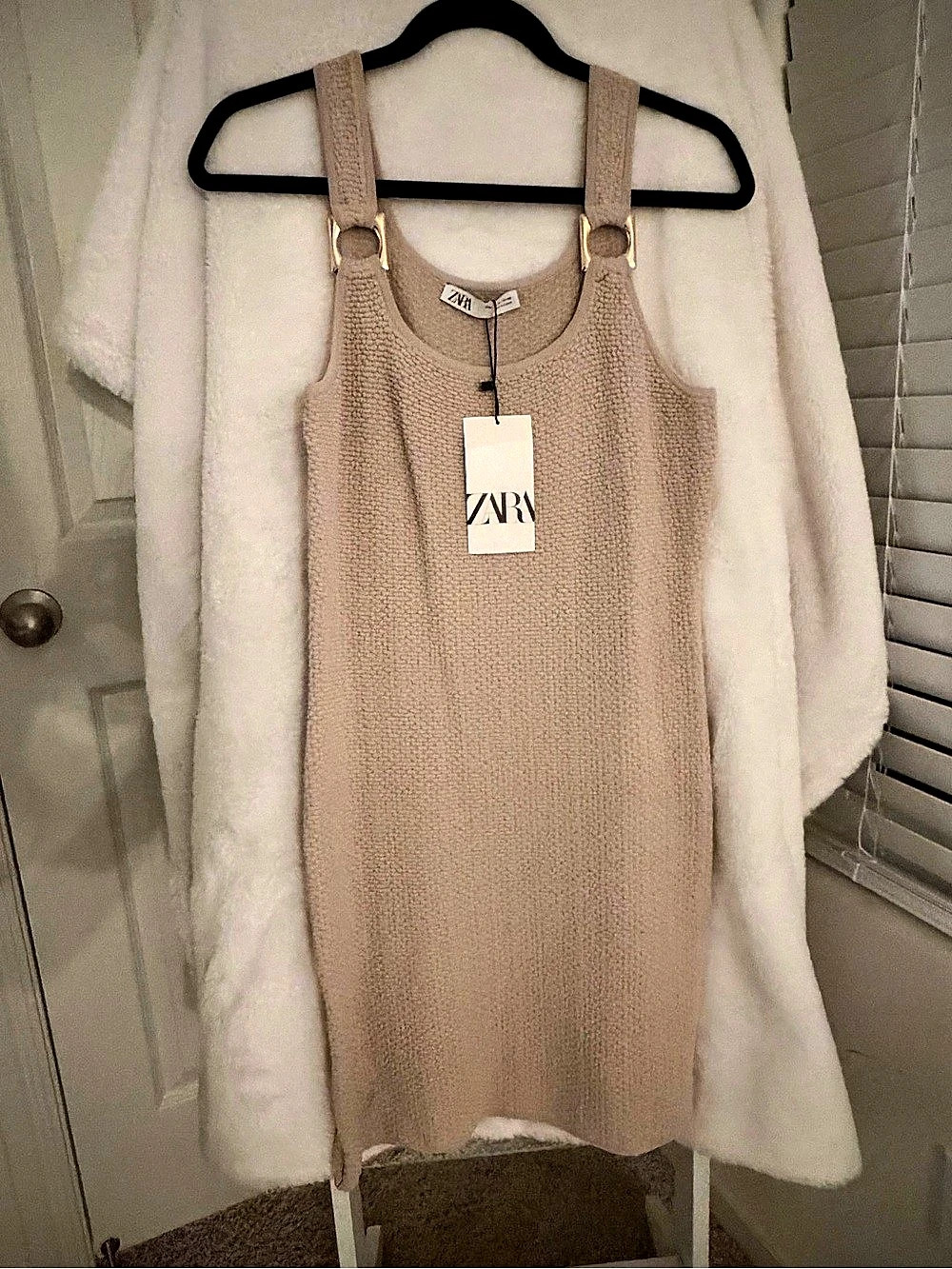 Zara Knit Dress in Beige Size Medium NWT